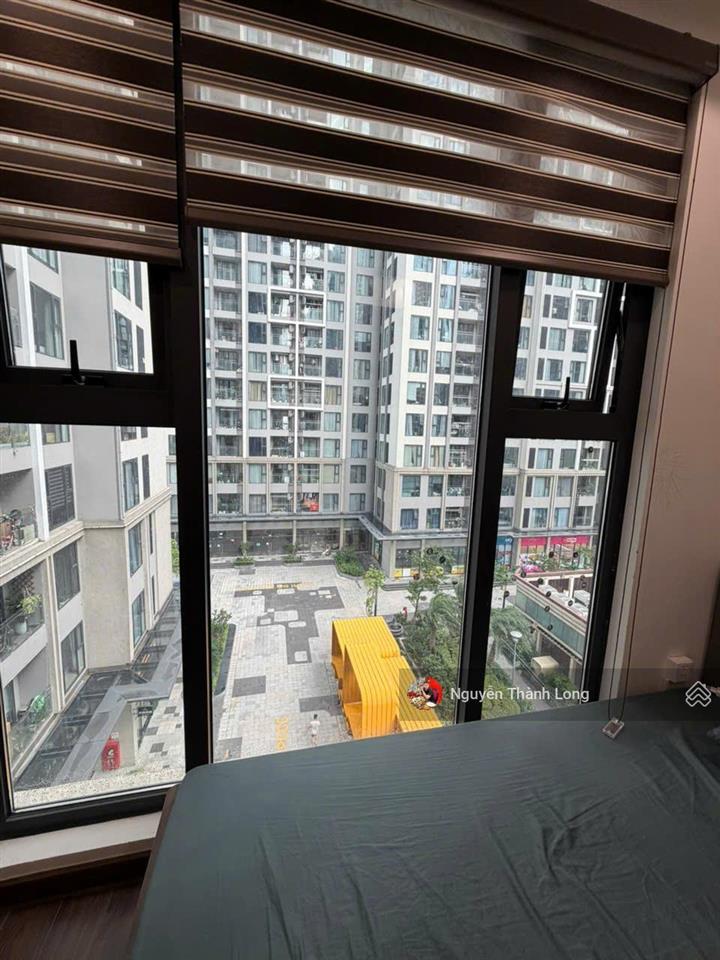Bán gấp căn hộ masteri west heights, tầng thấp, ban công đn mát mẻ  view nội khu resort siêu đẹp !