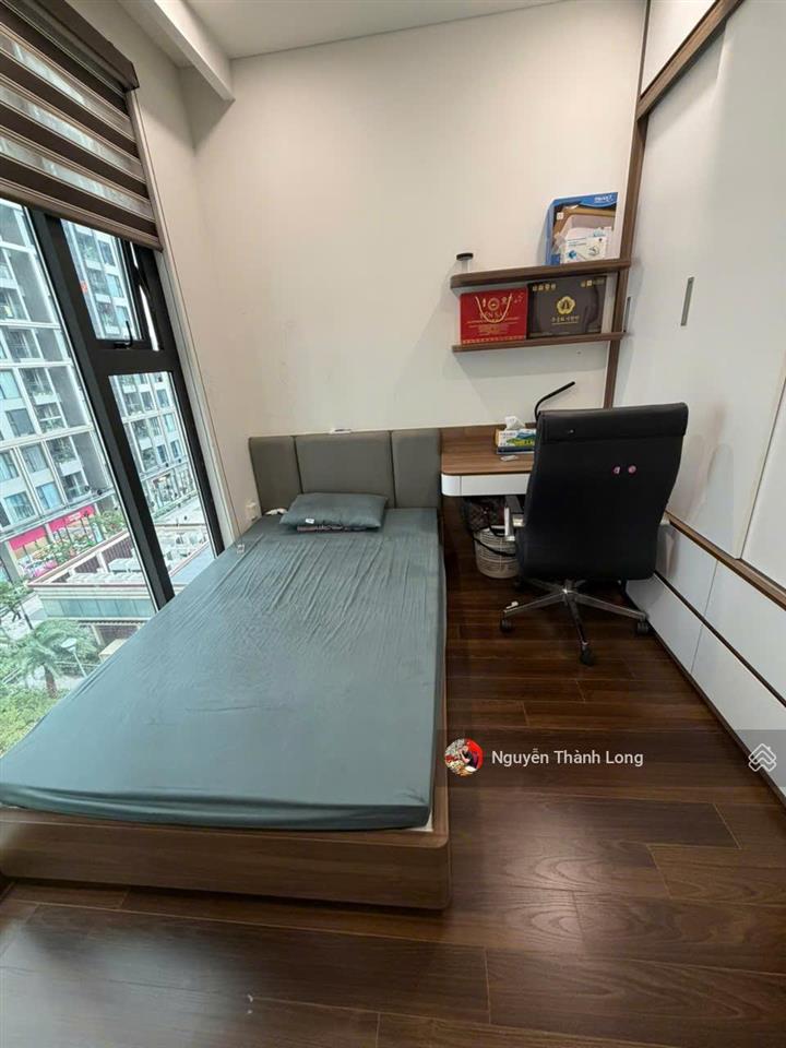 Bán gấp căn hộ masteri west heights, tầng thấp, ban công đn mát mẻ  view nội khu resort siêu đẹp !