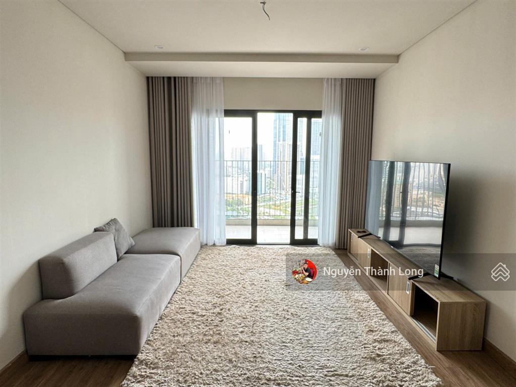 Siêu phẩm vimeco  căn hộ đẹp, rộng rãi, có slot ô tô, chủ thiện chí bán gấp, giá thương lượng !