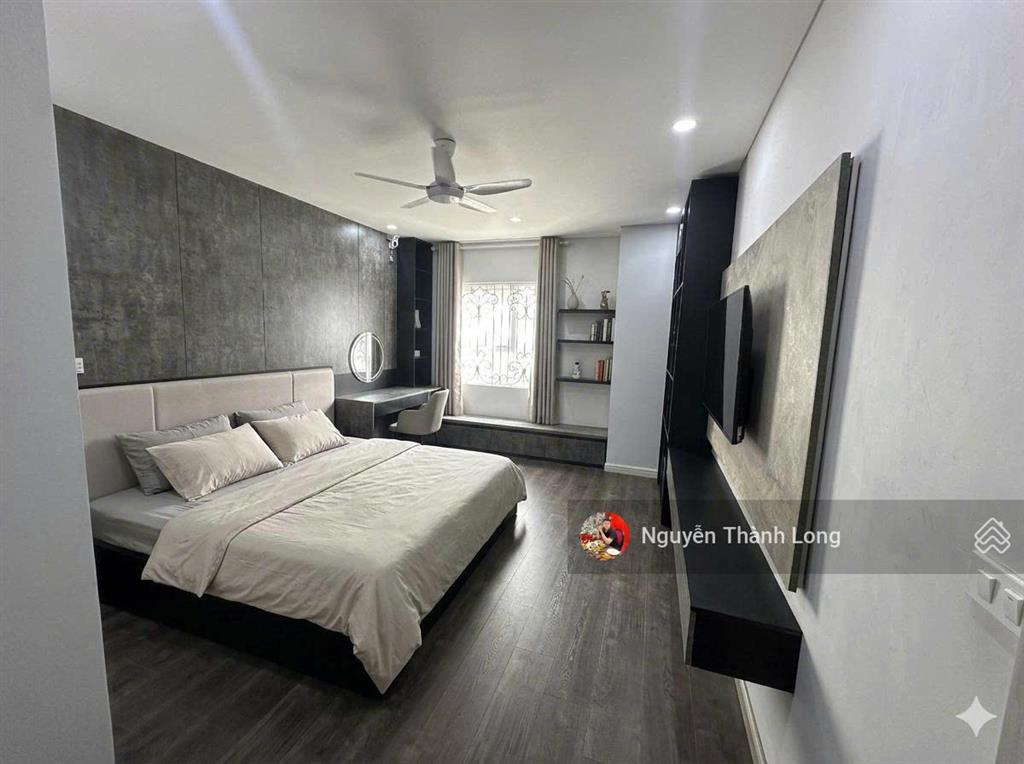 Chỉ 7x triệu/m2  căn hộ 128m2 nội thất sang trọng, hiện đại đang cần sang tên chủ mới. click ngay!