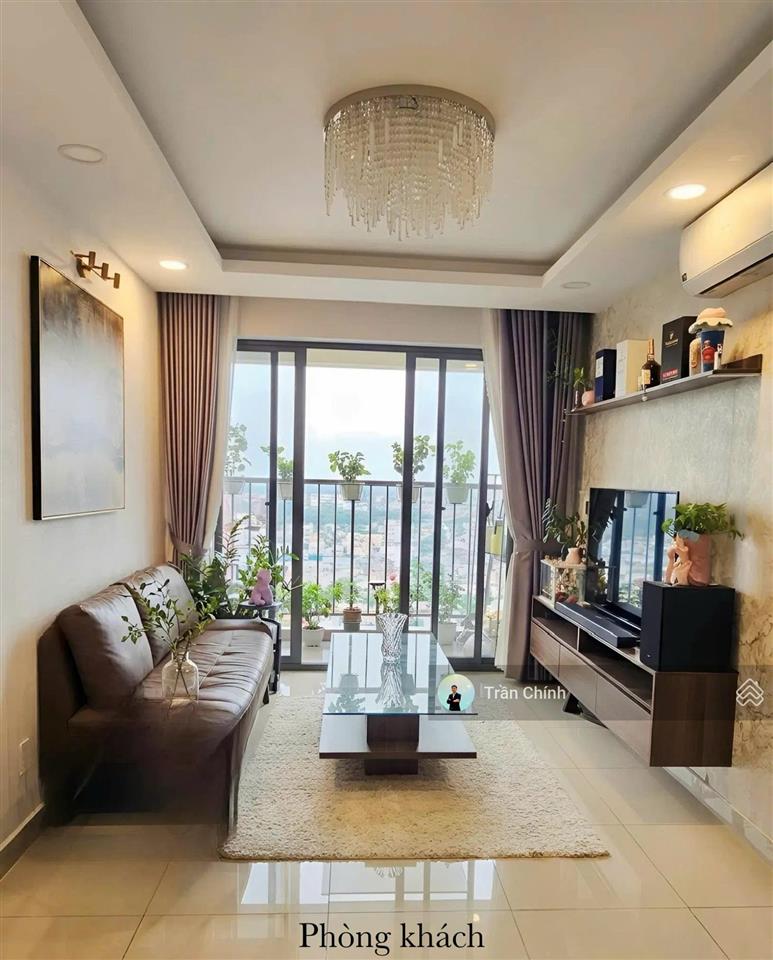 Bán gấp căn hộ 3pn full nội thất view biệt thự giá chỉ 2,85 tỷ