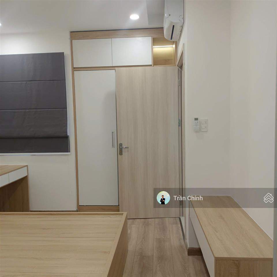 Bán căn 2pn  67m2 full nội thất. mua vào là ở ngay. nội thất liền tường cực đẹp.