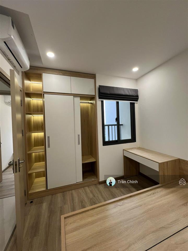 Bán căn 2pn  67m2 full nội thất. mua vào là ở ngay. nội thất liền tường cực đẹp.