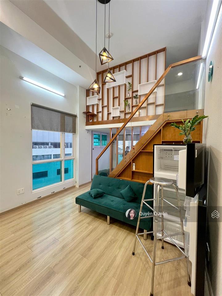 Charmington quận 10  duplex 2 phòng 1wc 2ty300 bao sang tên, sẵn hđt 13,5tr, full nội thất