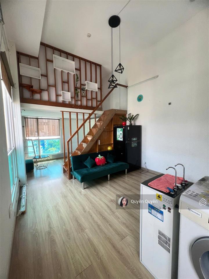 Charmington quận 10  duplex 2 phòng 1wc 2ty300 bao sang tên, sẵn hđt 13,5tr, full nội thất