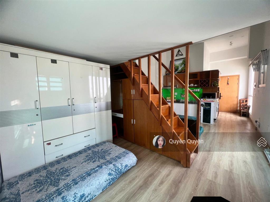 Charmington quận 10  duplex 2 phòng 1wc 2ty300 bao sang tên, sẵn hđt 13,5tr, full nội thất