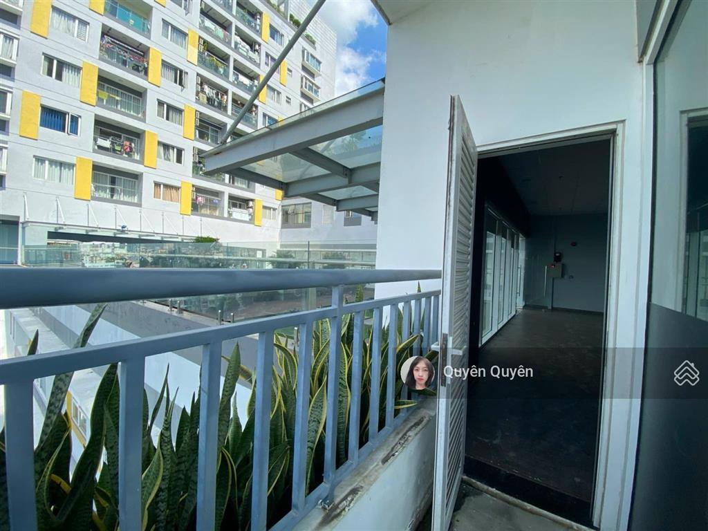 Văn phòng charmington dt 80m²  30 triệu view hồ bơi, free setup 1 tháng, được đkkd,  24/24