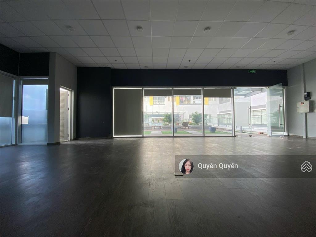 Văn phòng charmington dt 80m²  30 triệu view hồ bơi, free setup 1 tháng, được đkkd,  24/24