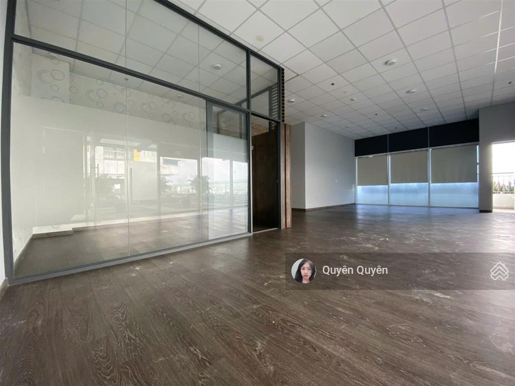 Văn phòng charmington dt 80m²  30 triệu view hồ bơi, free setup 1 tháng, được đkkd,  24/24