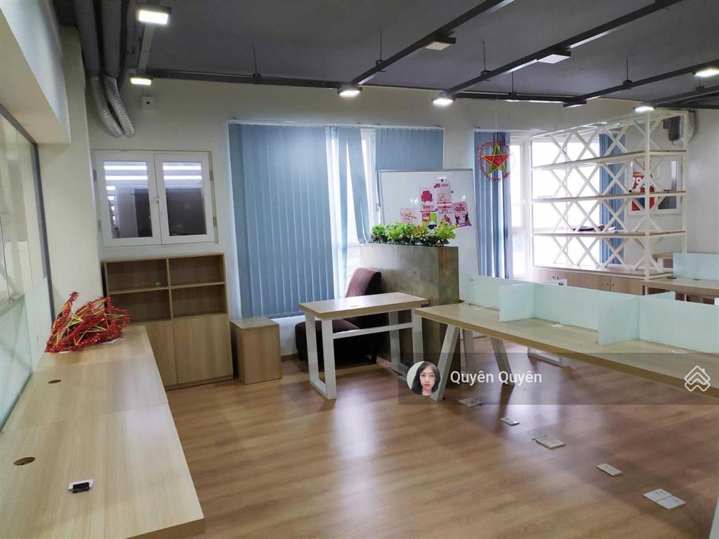 Gấp sàn vp quận 10 200m²  70 triệu đủ bàn ghế, phòng ban, sẵn sàn làm việc ngay, còn bớt  qq