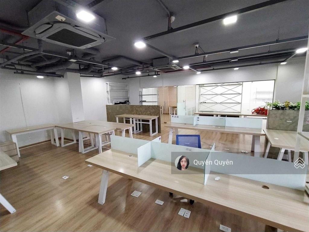 Gấp sàn vp quận 10 200m²  70 triệu đủ bàn ghế, phòng ban, sẵn sàn làm việc ngay, còn bớt  qq