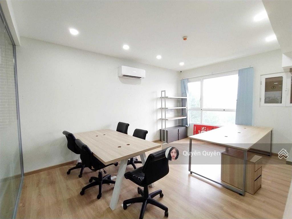 Gấp sàn vp quận 10 200m²  70 triệu đủ bàn ghế, phòng ban, sẵn sàn làm việc ngay, còn bớt  qq