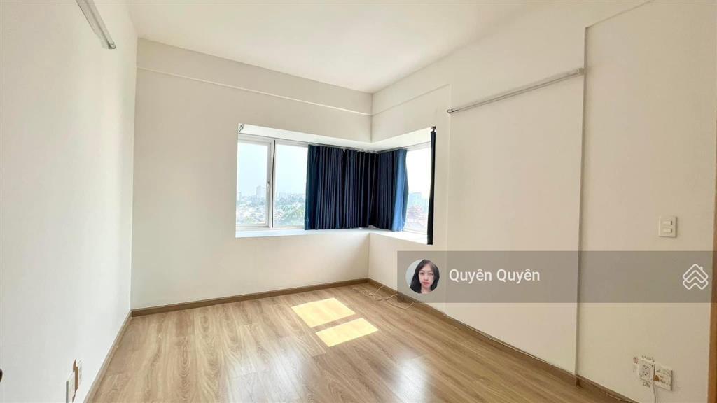 Quận 10 charmington gấp 2pn2wc có nội thất 17,5 triệu view city thoáng, nhà sơn mới