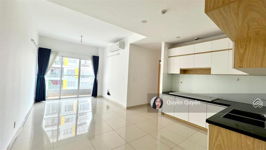 Quận 10 charmington gấp 2pn2wc có nội thất 17,5 triệu view city thoáng, nhà sơn mới