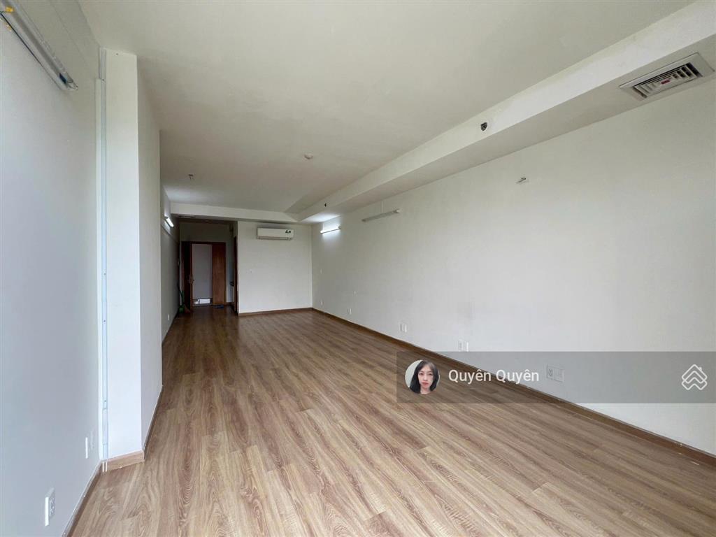 Quận 10  officetel 45m2  2tỷ2 bao hết có sẵn hđt ổn định, view charmington thoáng đẹp