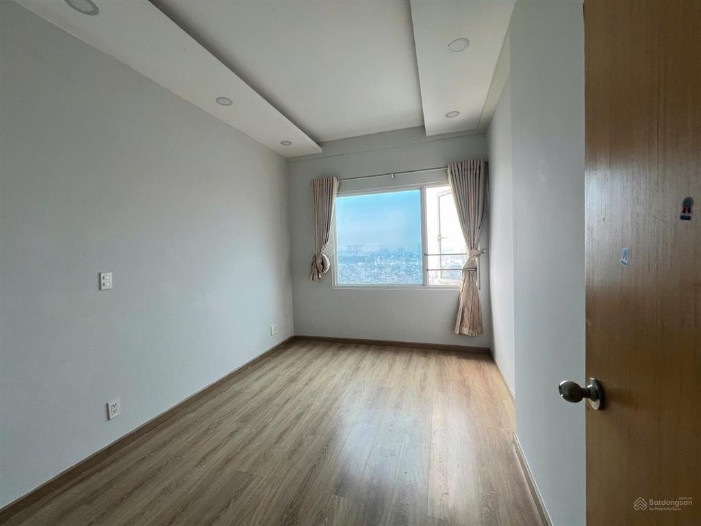 Charmington cho thuê 2 phòng có nội thất 17,5 triệu/tháng, hợp đồng 2 năm vào liền