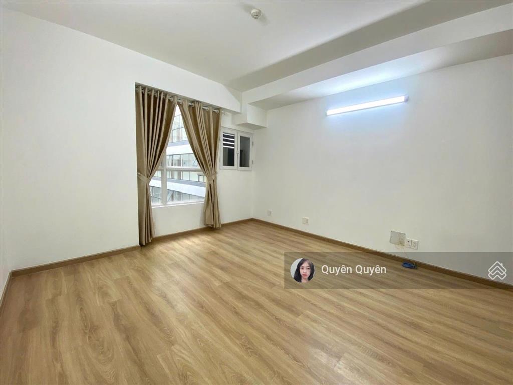 Charmington bán gấp officetel 31m2  1tỷ700 có sẵn hđ thuê, căn hộ tầng mã căn đều đẹp thoáng
