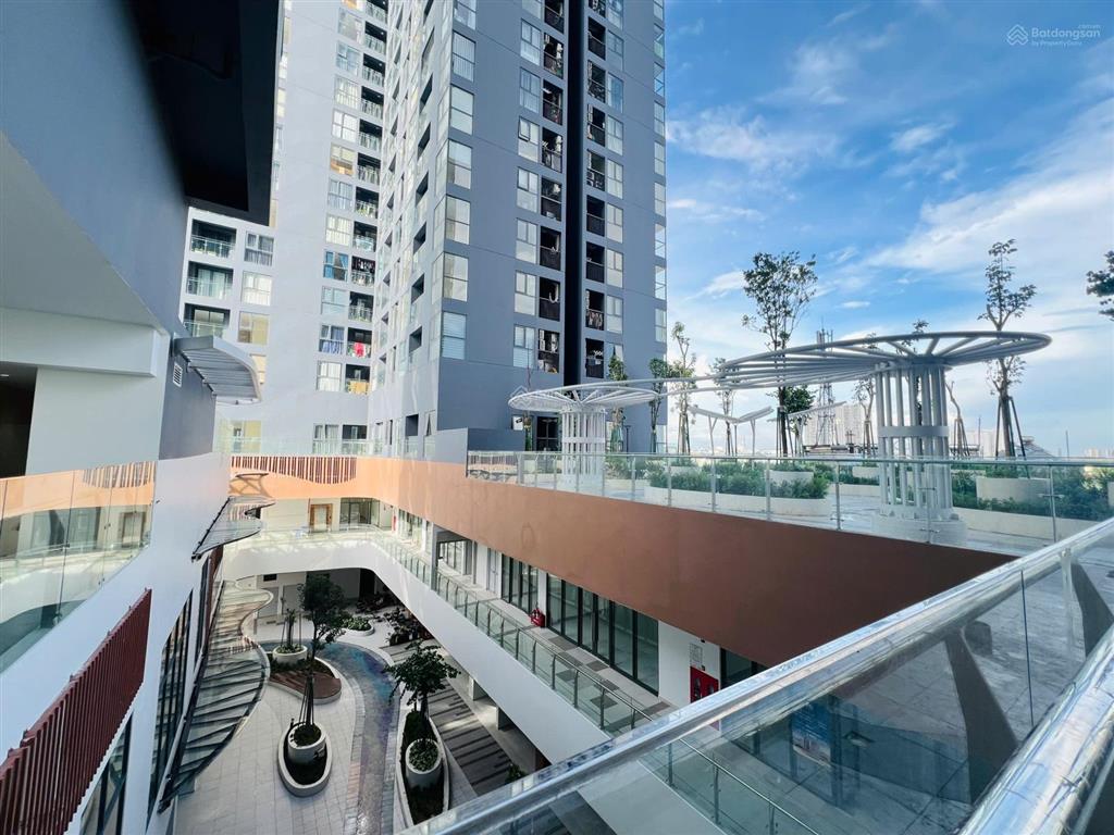 Daqua 3pn2wc full xịn 17 triệu còn bớt, căn góc block b view cực đẹp thoáng mát