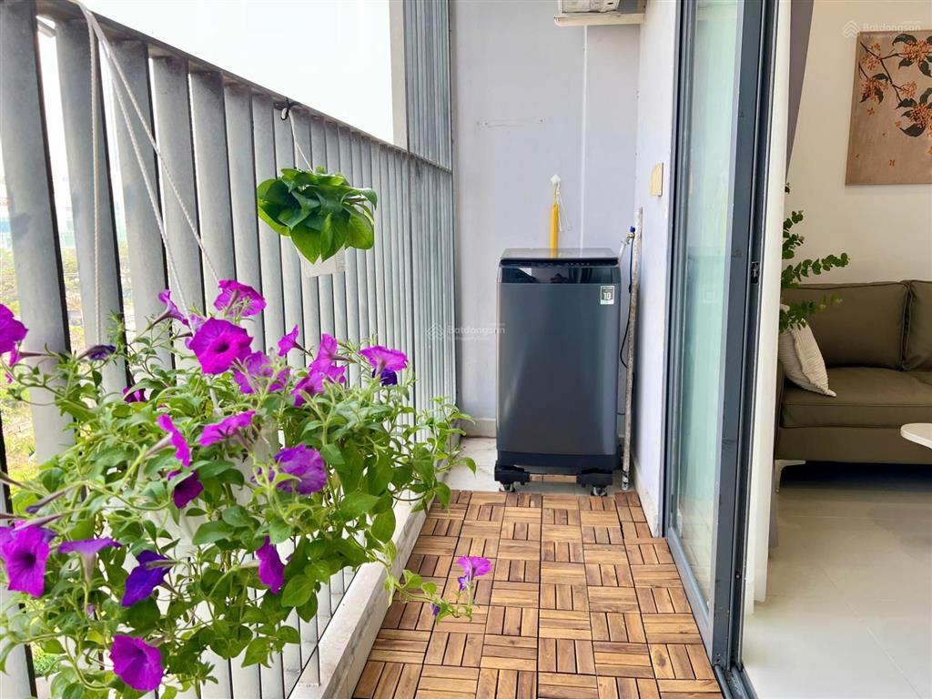 Lavida plus cho thuê ngắn hạn studio y hình 16 triệu/tháng, ban công view vivocity quận 7