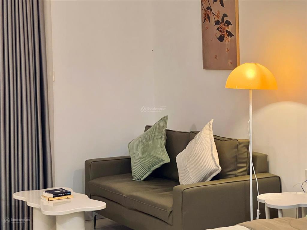 Lavida plus cho thuê ngắn hạn studio y hình 16 triệu/tháng, ban công view vivocity quận 7