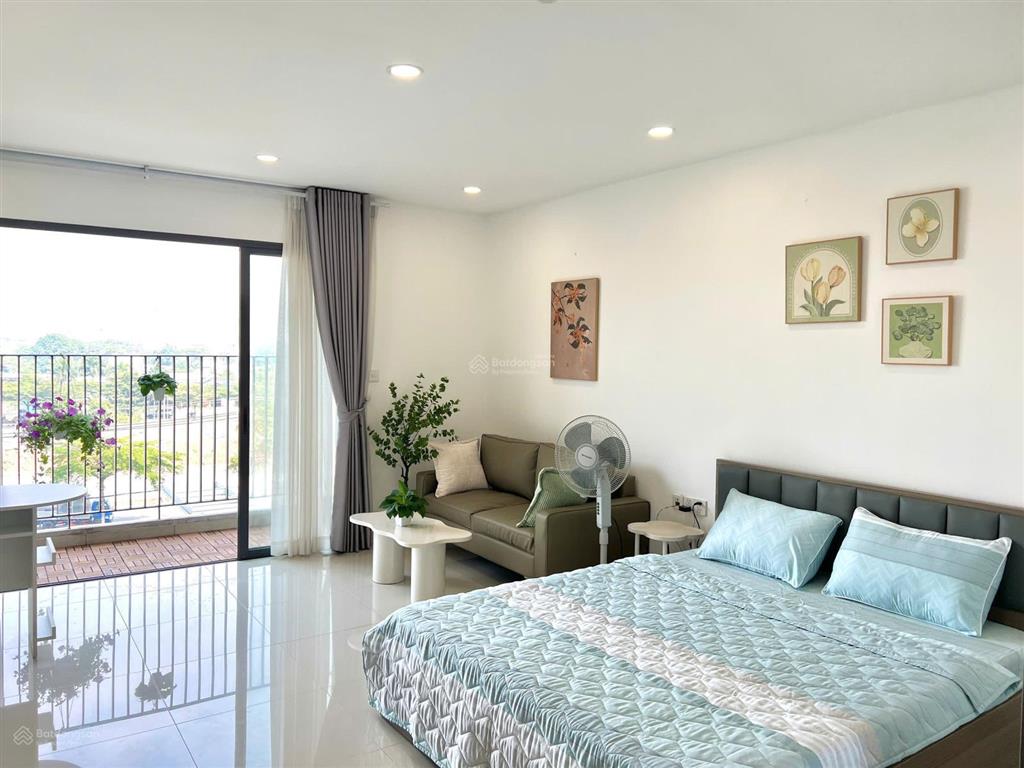 Lavida plus cho thuê ngắn hạn studio y hình 16 triệu/tháng, ban công view vivocity quận 7