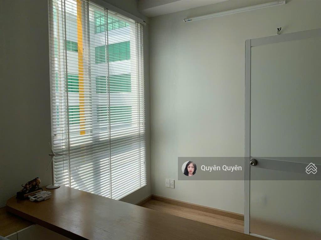 Charmington ot 35m2  13 triệu full còn bớt, có ngăn phòng ml view thoáng, được đkkd