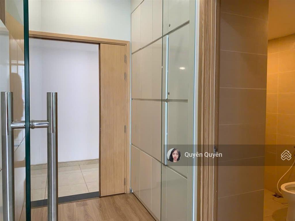 Charmington ot 35m2  13 triệu full còn bớt, có ngăn phòng ml view thoáng, được đkkd