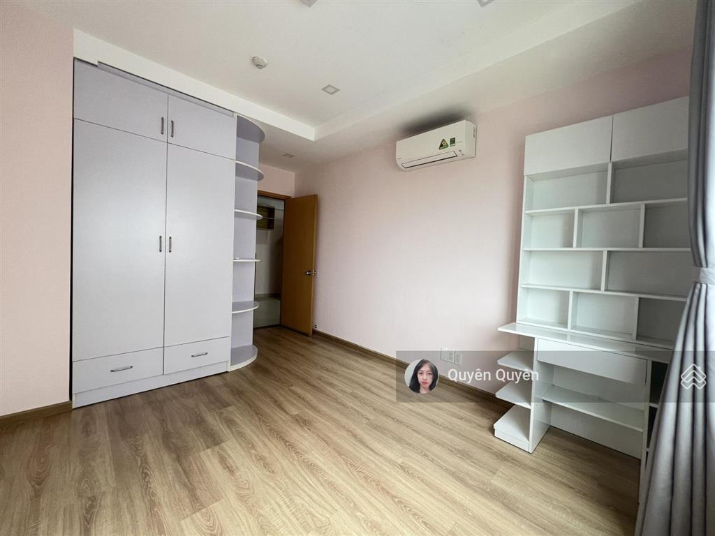 Charmington  gấp căn 1pn 50m2 giá 2tỷ900 bao hết, full nội thất xịn sò, duy nhất 1 căn quận 10