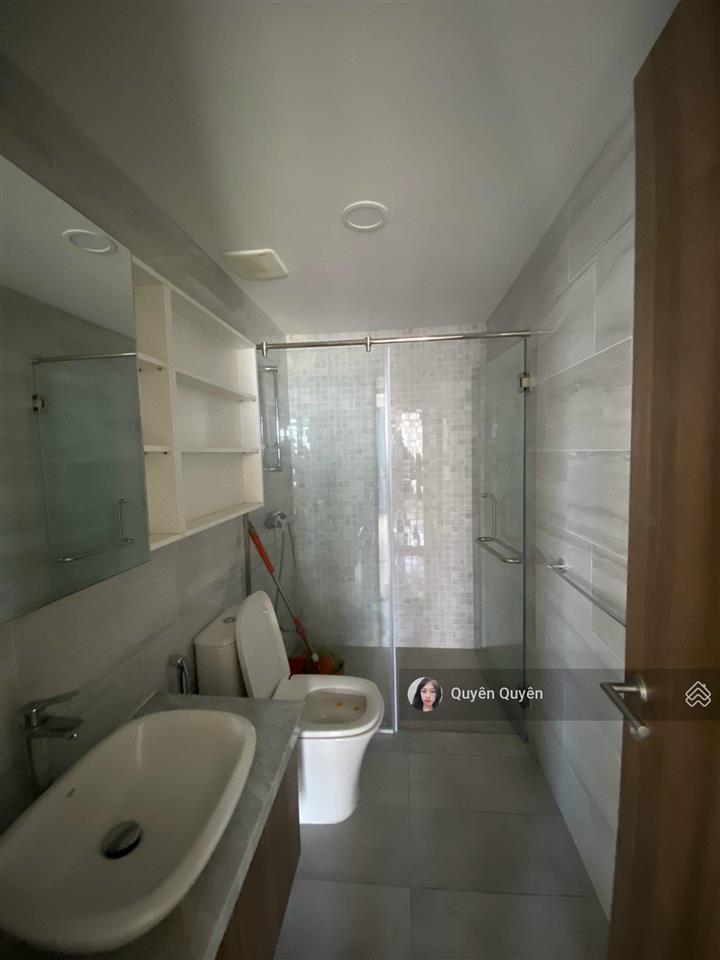 Kingdom 101 căn 2pn2wc  18 triệu 78m2 ntcb giá còn thương lượng