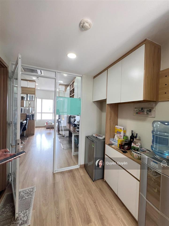 Quận 10 bán rẻ  31m2, 1tỷ880 bao sang tên, trần cao cho thuê được 11 triệu/tháng