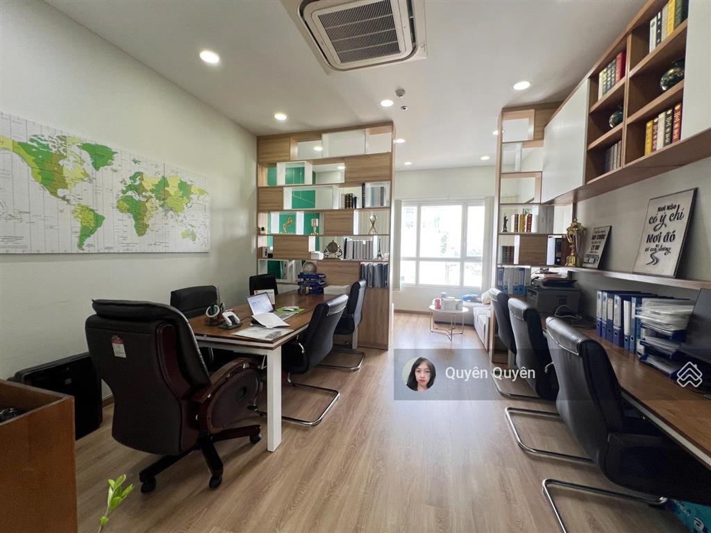 Quận 10 bán rẻ  31m2, 1tỷ880 bao sang tên, trần cao cho thuê được 11 triệu/tháng