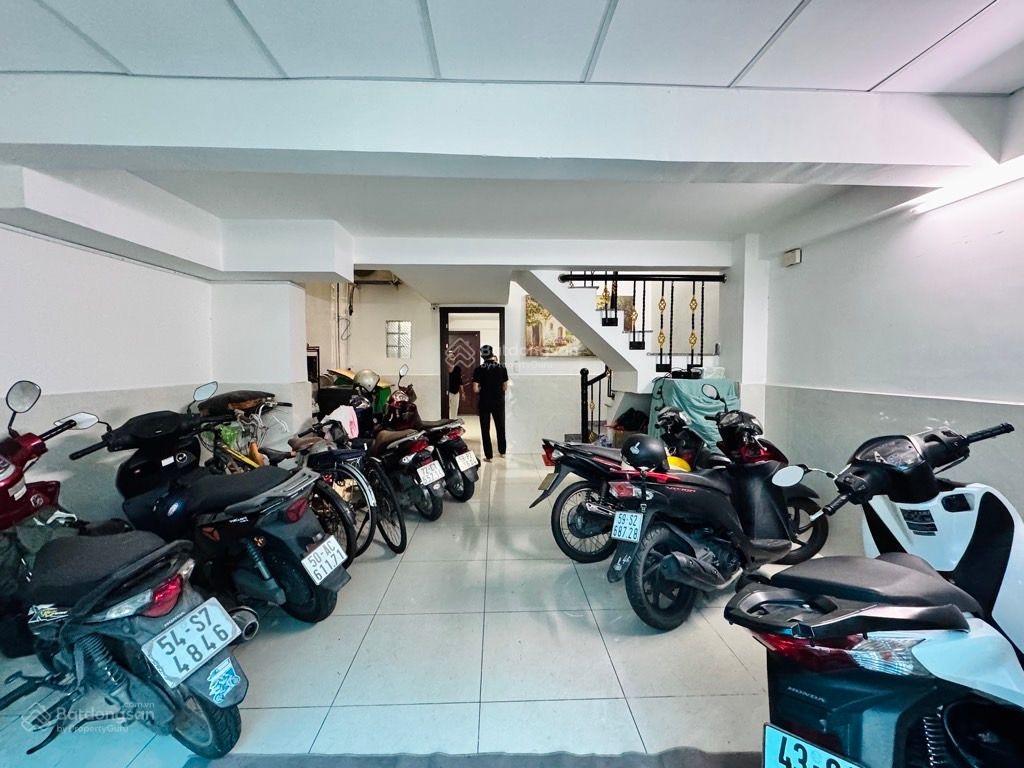 Bạch đằng gần ngã tư hàng xanh  chính chủ vừa ở vừa cho thuê  thu nhập ổn định  82 m2