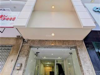 Nhà chính chủ ngay mặt tiền trường sa, phú nhuận giáp q3, 4 tầng mới keng.