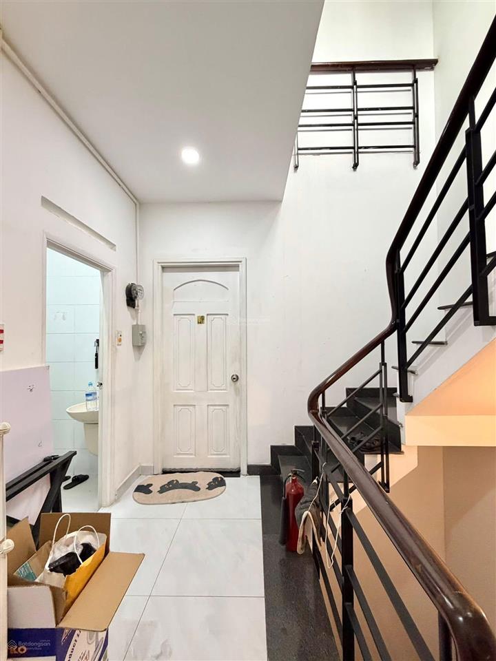 Hẻm xe hơi khu phan xích long  chdv 5 tầng 8 phòng ngủ  75m2  doanh thu ổn định