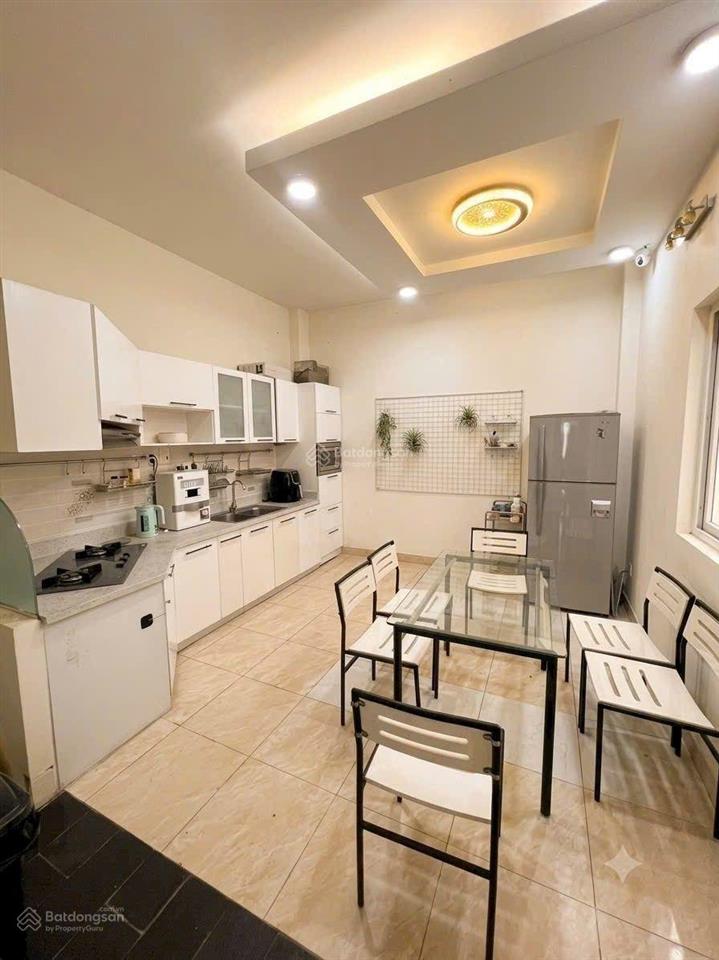 Vừa ở vừa kinh doanh air bnb, hẻm xe hơi bùi đình túy, bình thạnh. thu nhập cao ổn định.