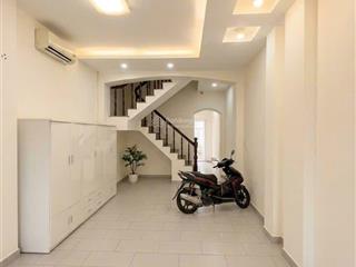 Vừa ở vừa kinh doanh air bnb, hẻm xe hơi bùi đình túy, bình thạnh. thu nhập cao ổn định.