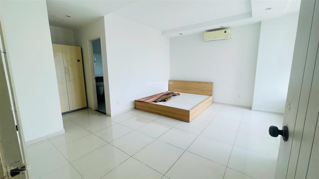 Bán cc terra rosa, 4,2 tỷ, 127m2, 3pn, 2wc, đông bắc, bình chánh, hcm