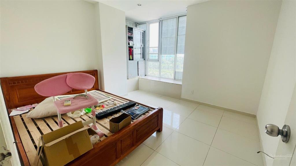 Bán cc terra rosa, 4,2 tỷ, 127m2, 3pn, 2wc, đông bắc, bình chánh, hcm