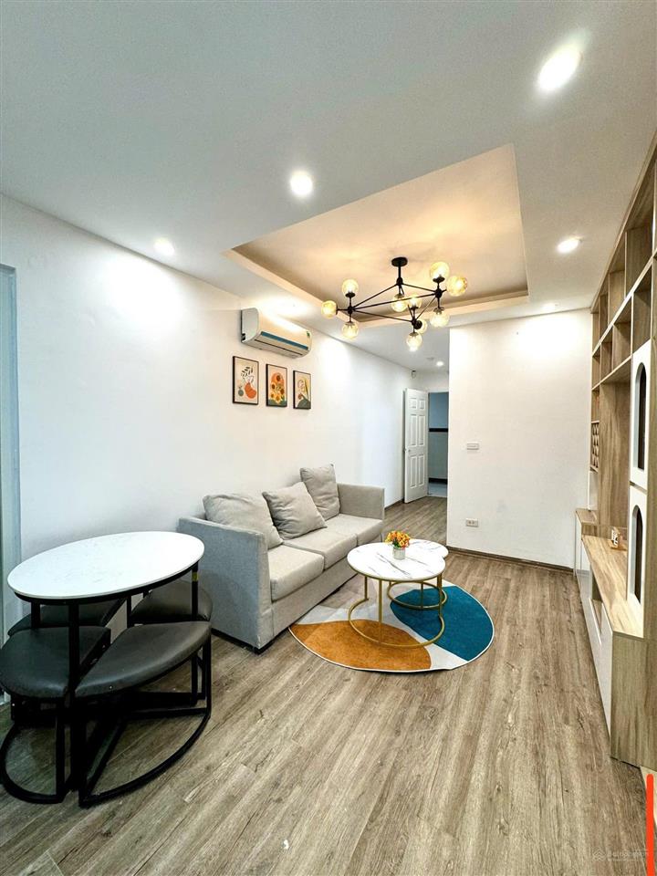Căn 46m2 2 phòng ngủ 1 nhà tắm toà hh3 linh đàm hoàng mai, nội thất full mới, tầng trung, giá 2.xtỷ