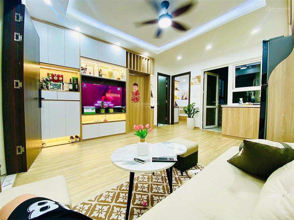Siêu hiếm, căn 46m2 2 phòng ngủ, 1 vệ sinh tòa hh1 linh đàm, hoàng mai, full nội thất, tầng trung