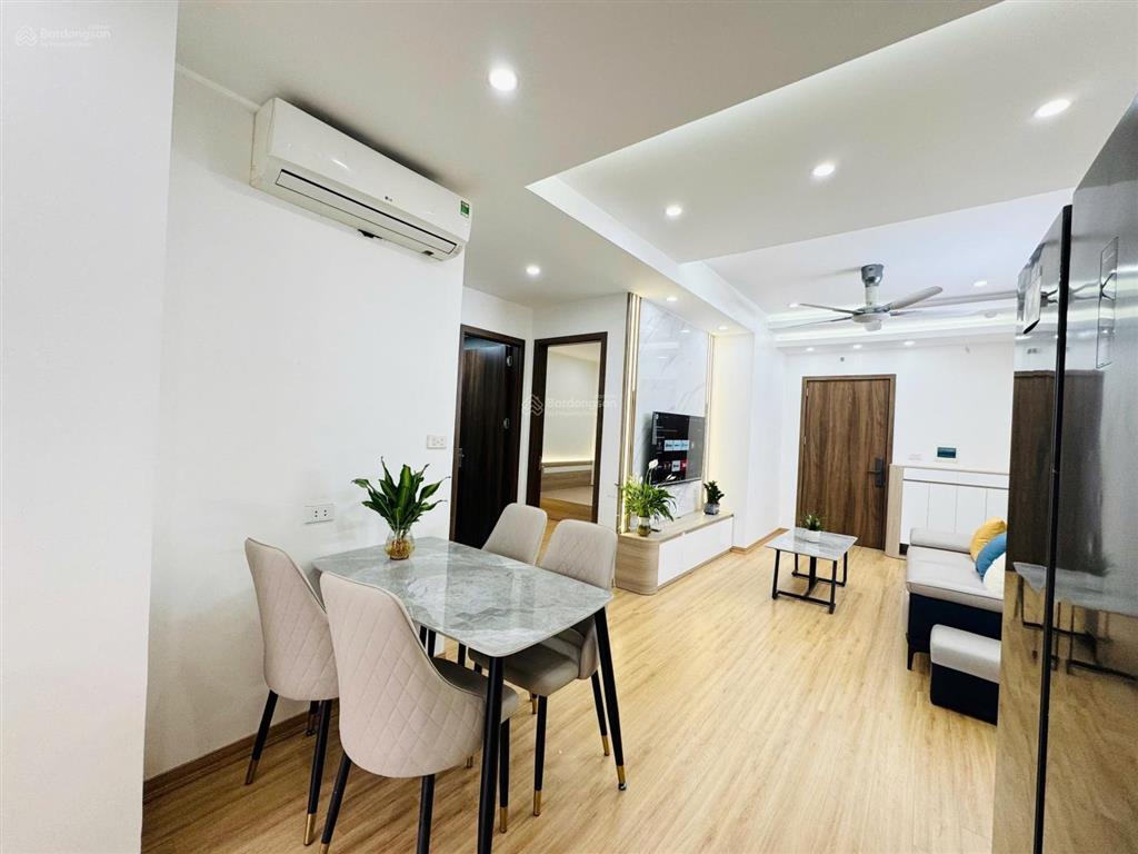Siêu hot! căn 66m 2 phòng ngủ 2 vệ sinh view hồ tầng 20 toà hh3 linh đàm hoàng mai, full nội thất