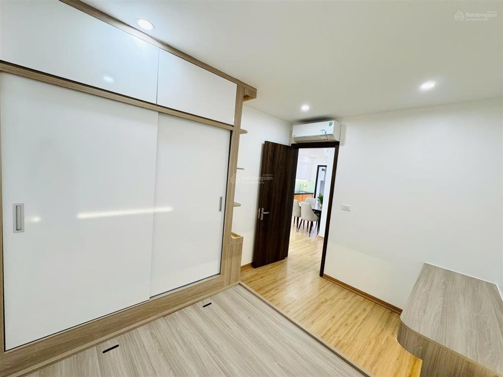 Siêu hot! căn 66m 2 phòng ngủ 2 vệ sinh view hồ tầng 20 toà hh3 linh đàm hoàng mai, full nội thất
