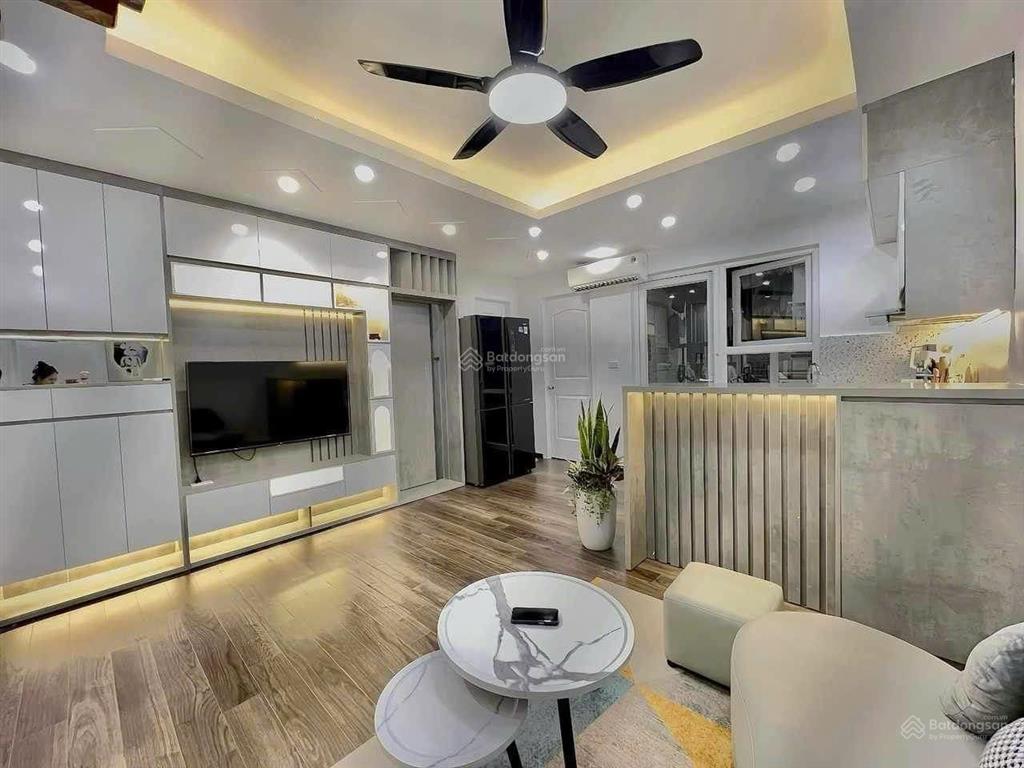 Chủ nhà cắt lỗ  giảm gần 1 tỷ cần bán gấp! căn hộ 2 phòng ngủ chung cư hh linh đàm full nội thất