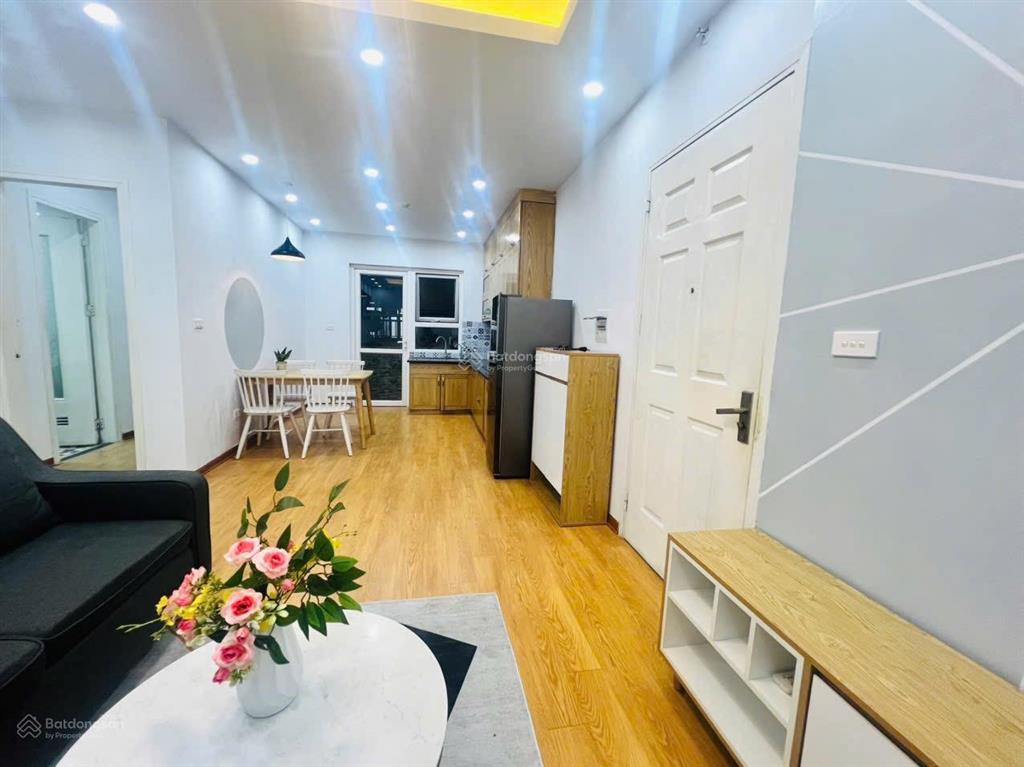 Gấp! bán căn góc 2 phòng ngủ 2 vệ sinh toà hh1 linh đàm hoàng mai full nội thất, tầng trung