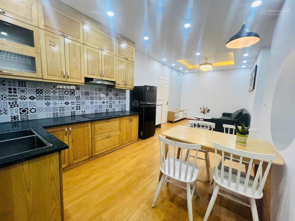 Gấp! bán căn góc 2 phòng ngủ 2 vệ sinh toà hh1 linh đàm hoàng mai full nội thất, tầng trung