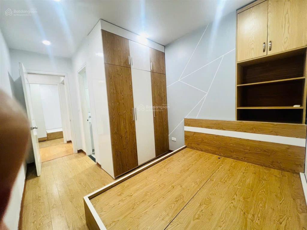 Gấp! bán căn góc 2 phòng ngủ 2 vệ sinh toà hh1 linh đàm hoàng mai full nội thất, tầng trung