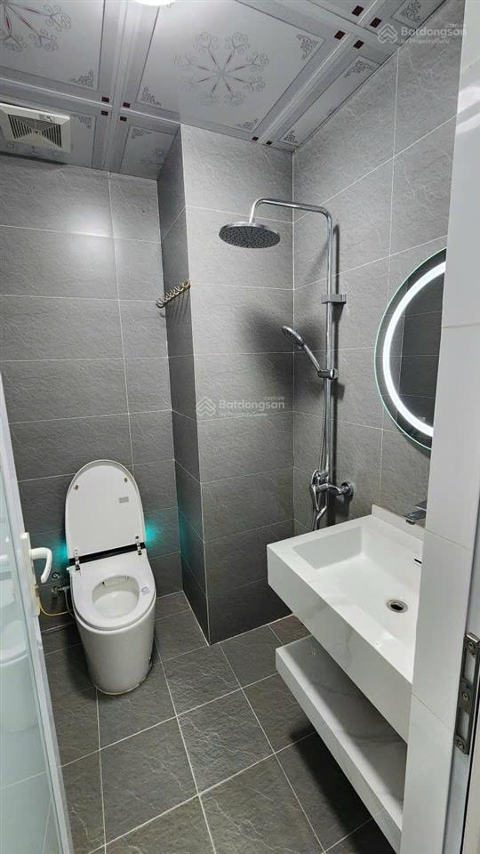 Siêu rẻ, căn 2 phòng ngủ toà hh3 linh đàm  full nội thất giá 1,7 tỷ