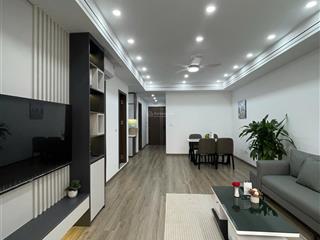 Chủ nhà cắt lỗ hơn 1 tỷ căn 3 ngủ 2 vệ sinh toà hh4 linh đàm, full mới, giá 3.5 tỷ