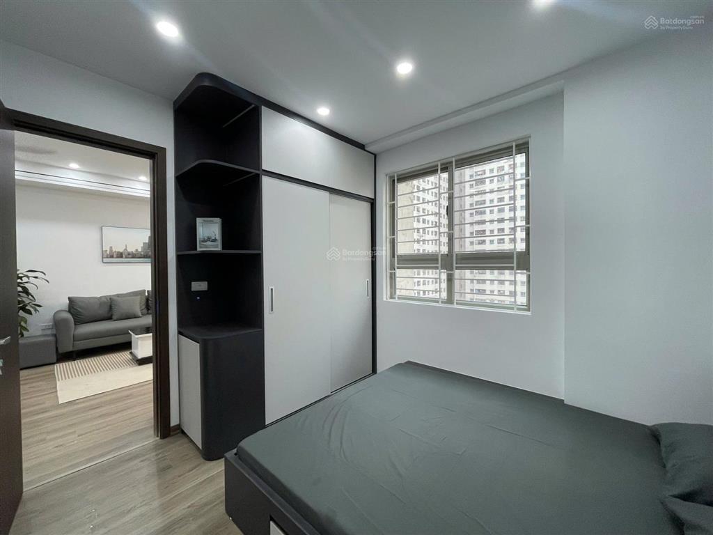 Chủ nhà cắt lỗ hơn 1 tỷ căn 3 ngủ 2 vệ sinh tòa hh4 linh đàm, full mới, giá 3.5 tỷ