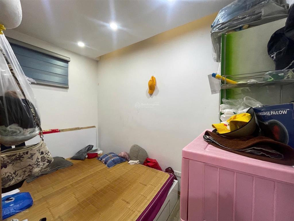 Chủ nhà cắt lỗ  giảm gần 1 tỷ cần bán gấp! căn hộ 2 phòng ngủ, tầng 11 toà hh2 linh đàm, giá 1.9ty